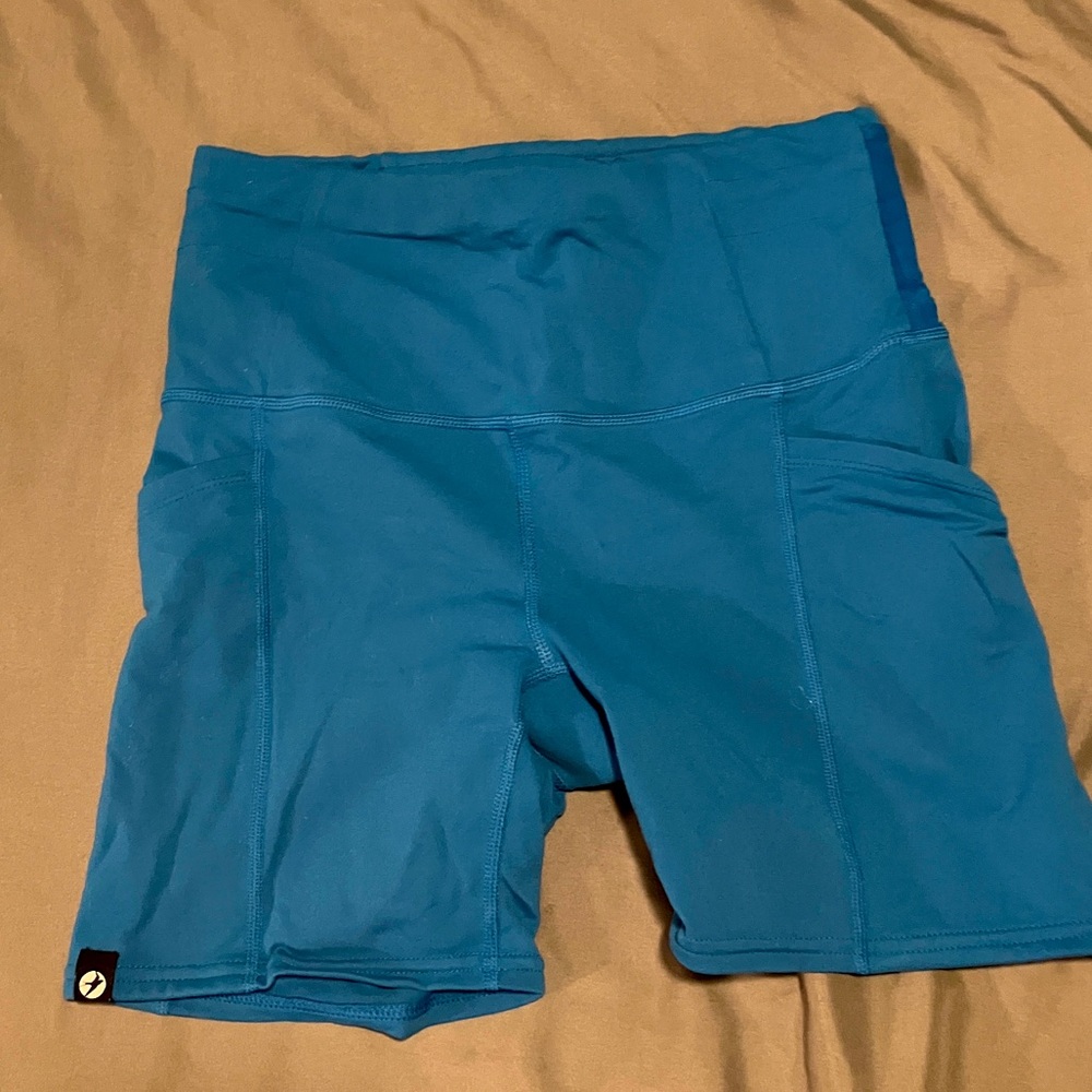 Oiselle pocket jogger shorts